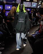 バレンシアガ 23年春コレクション - シンプルな中に生まれる大胆さ｜写真58