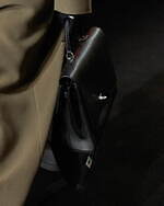 バレンシアガ 23年春コレクション - シンプルな中に生まれる大胆さ｜写真72