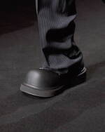 バレンシアガ 23年春コレクション - シンプルな中に生まれる大胆さ｜写真79