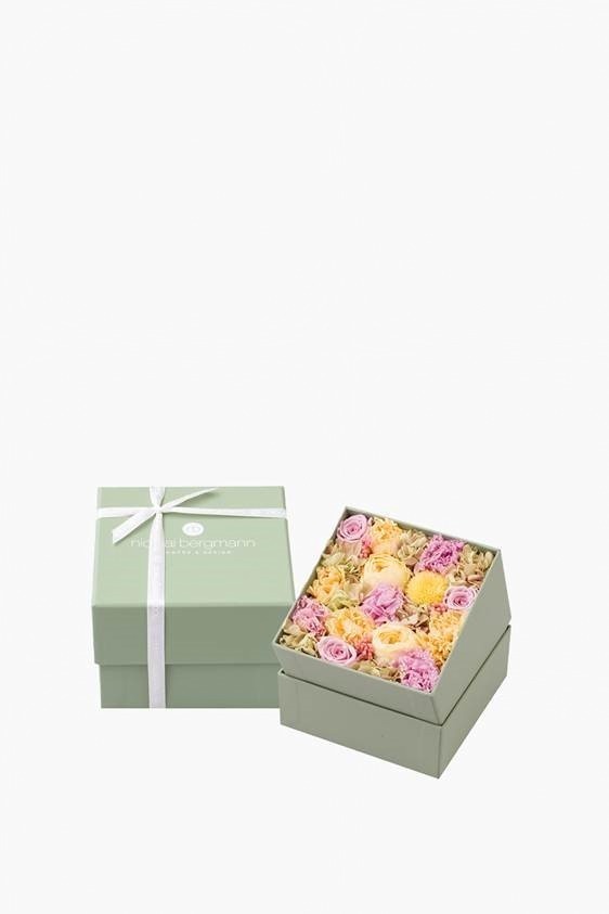 ニコライ バーグマン“北欧の夏”着想のフラワーボックス、ビタミンカラーの花々をセット｜写真4