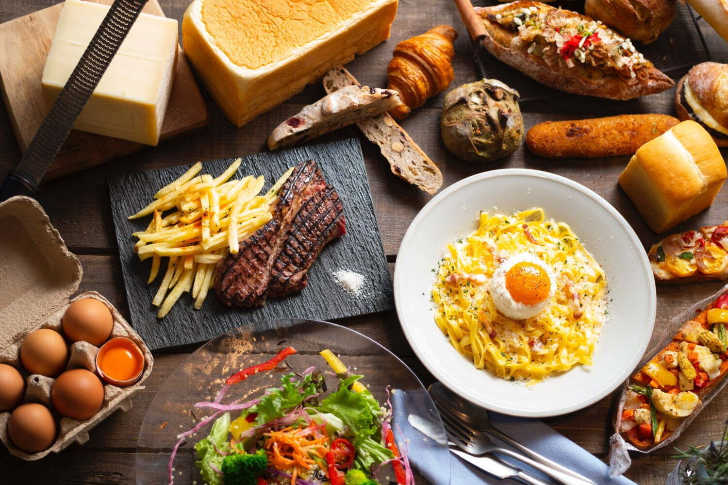 ベーカリーカフェ「ハーバーブレッドカフェ」神戸に、地元食材を使った本格料理や30種類以上のパン