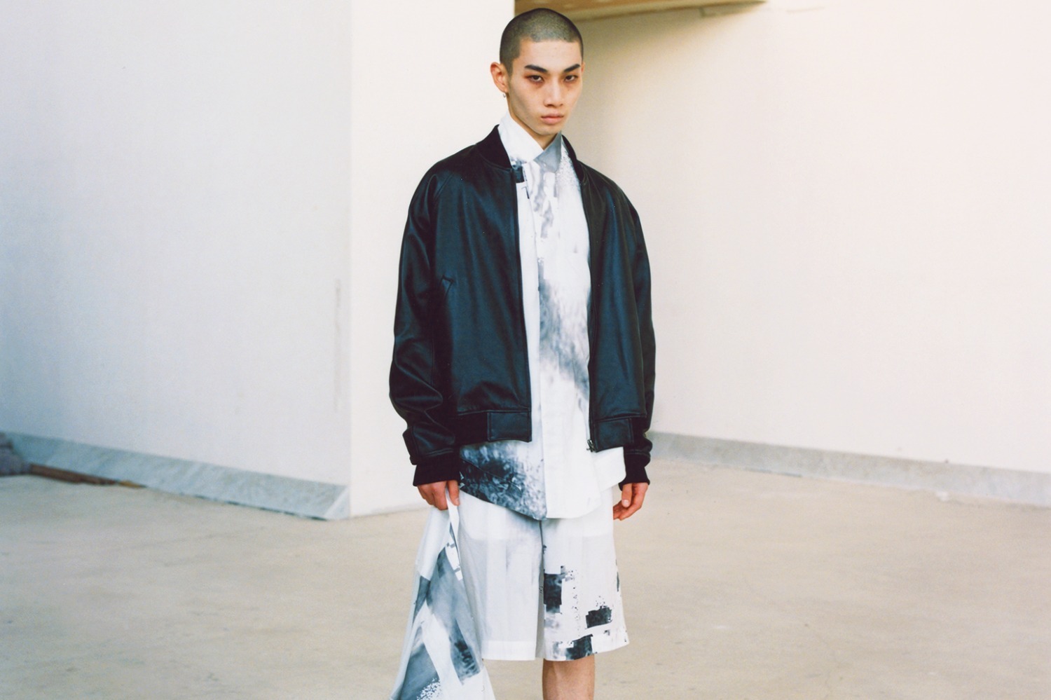 ユリウス 2022年プレフォール｜ ショーツ