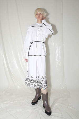 カミシマチナミ イエロー(KAMISHIMA CHINAMI YELLOW) 2022-23年秋冬ウィメンズコレクション  - 写真7