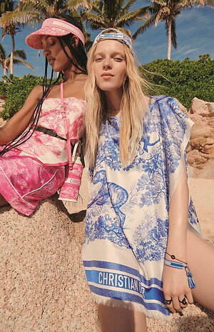 【今年の夏は爽やかカラーで♪】DIOR★Dioriviera ビキニ トップ 今年の夏は爽やかカラーで♪】DIOR☆Dioriviera ビキニ トップ