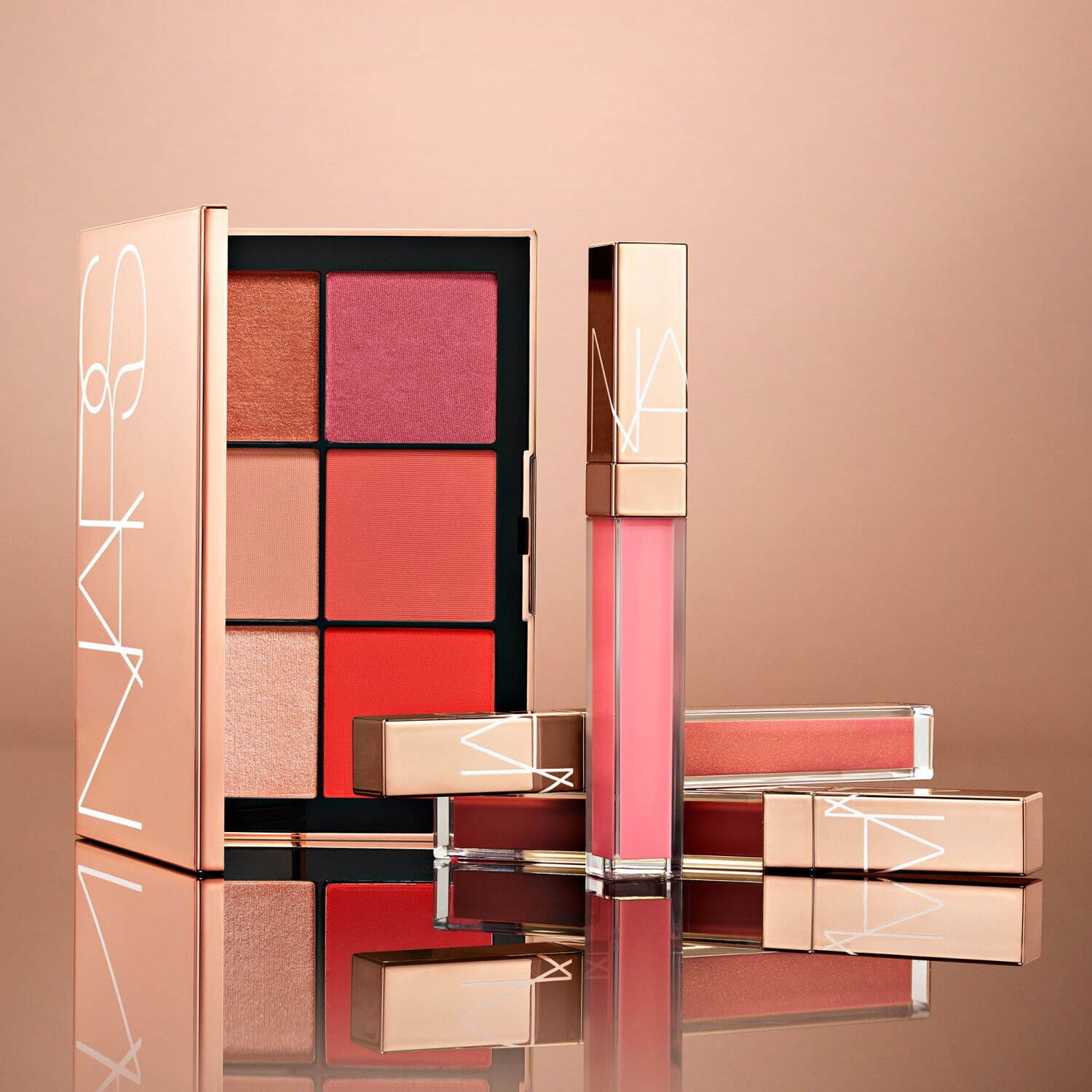 NARS2022年夏コスメ、“ミラーのような”光沢感リップ＆豪華6色チークパレット｜写真8