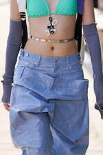 コトハヨコザワ 23年春夏コレクション - なんでもないくせに、盛大なお祝いを｜写真6