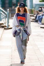 コトハヨコザワ 23年春夏コレクション - なんでもないくせに、盛大なお祝いを｜写真10