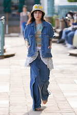 コトハヨコザワ 23年春夏コレクション - なんでもないくせに、盛大なお祝いを｜写真41