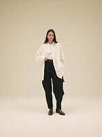 アトウ 2022年秋冬コレクション - 安らぎはオリーブ色に薫る｜写真18