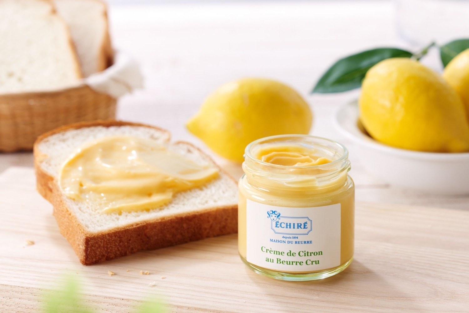 発酵バター・エシレ専門店「エシレ・メゾン デュ ブール」手絞りレモン果汁入りバターペースト