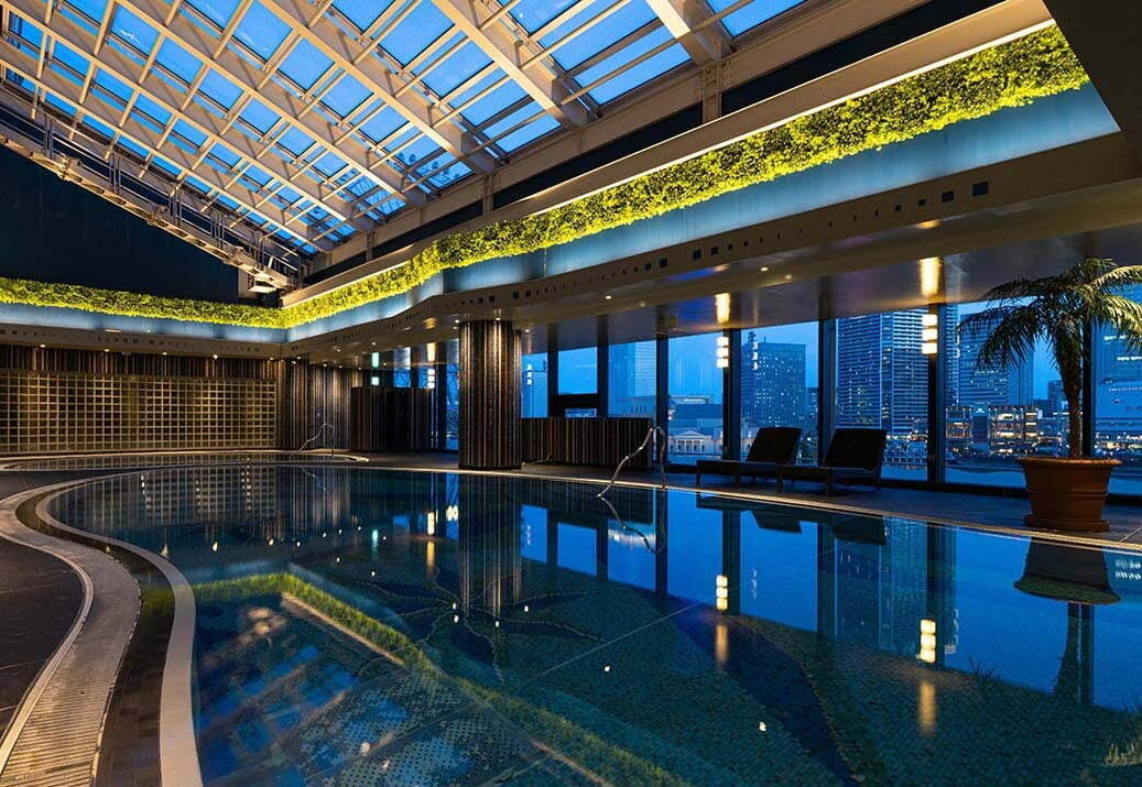 横浜ベイホテル東急、横浜の夜景と楽しむ「大人だけのナイトプール」サウナも完備｜写真5