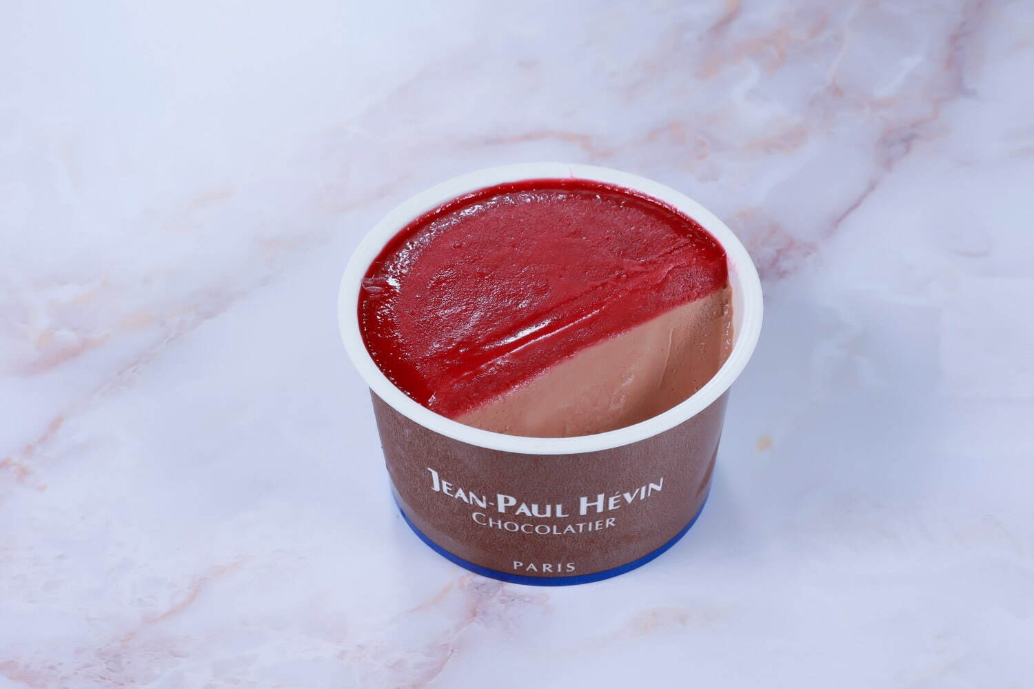 ジャン＝ポール・エヴァン夏の新作アイス、真っ赤なベリーソース×カカオなど2種｜写真2