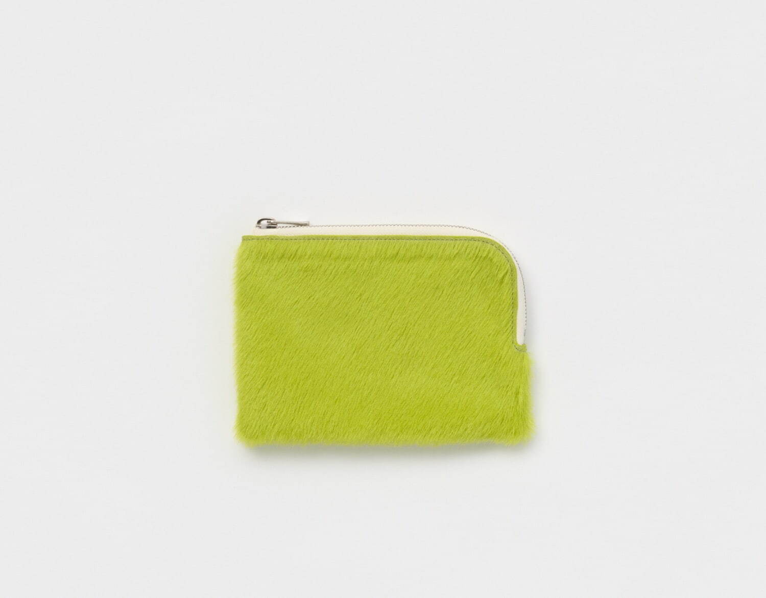 エンダースキーマの22夏秋新作、鮮やかなヘアレザーを使った財布やリサイクルフェルト×レザーのバッグ｜写真20