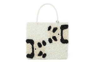 アンテプリマ“パンダ”の新作ワイヤーバッグ、ひょっこり双子パンダのトート＆耳付きミニバッグ