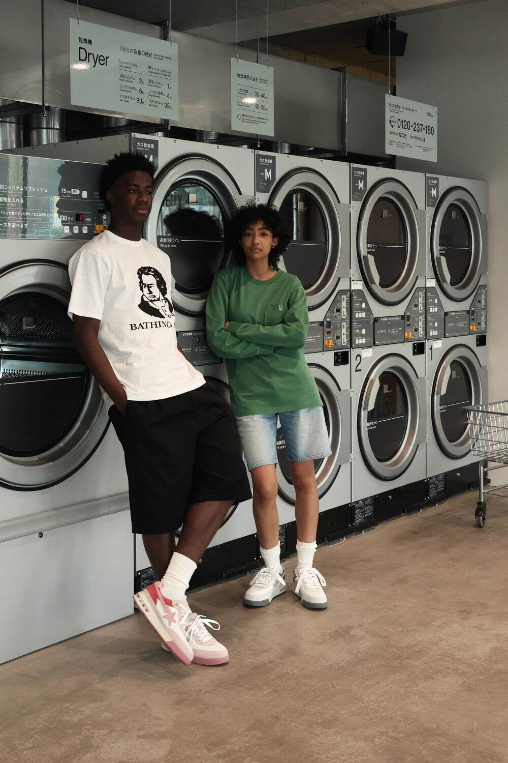ア ベイシング エイプ(A BATHING APE) ロードスタ｜写真2