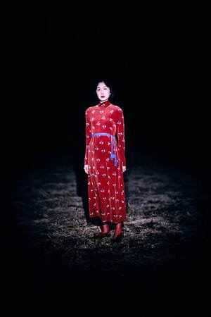 マメ クロゴウチ(Mame Kurogouchi) 2022年プレフォールウィメンズコレクション  - 写真1