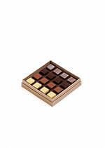 アルマーニ / ドルチの夏限定チョコレートボックス、“アラビア文字”×ミント色のパッケージで｜写真2