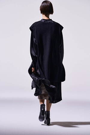 ミディウミソリッド(MIDIUMISOLID) 2022-23年秋冬ウィメンズ&メンズコレクション  - 写真14