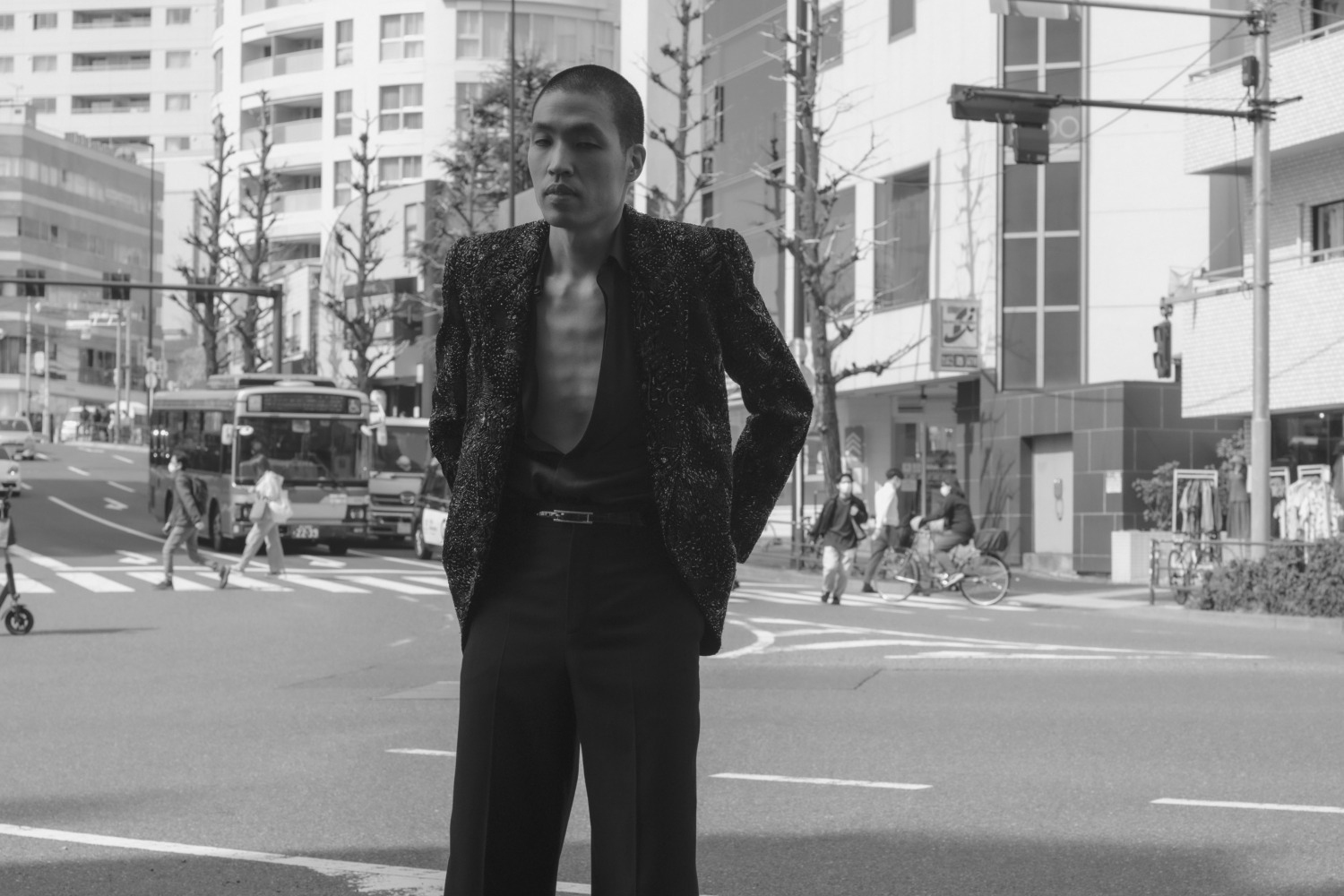 サンローランによる写真展「SELF 07」東京・渋谷で、ホンマタカシが“都市とファッション”を写す