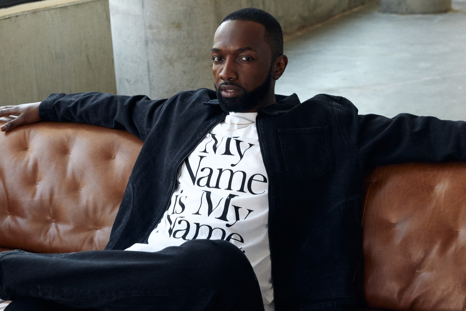 KITH×アメリカのテレビドラマ「ザ・ワイヤー」名シーンモチーフのヴィンテージ風Tシャツなど