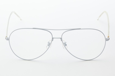 アヤメ×アイウェア専門店ブリンク ベース、コラボでクラシックなティアドロップフレーム発売