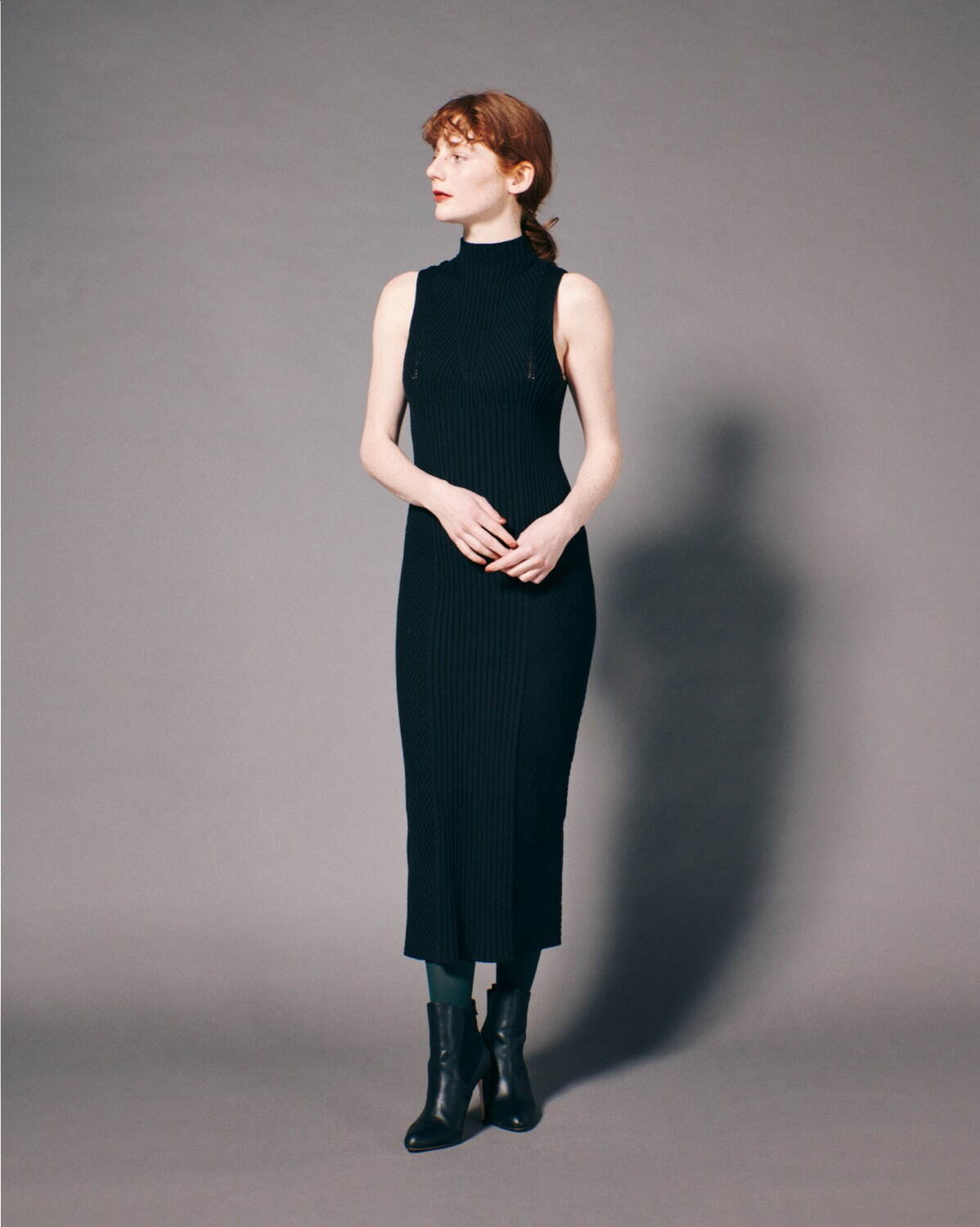 ルームエイト ブラック(Room no.8 / BLACK) 2022年プレフォールウィメンズコレクション  - 写真16