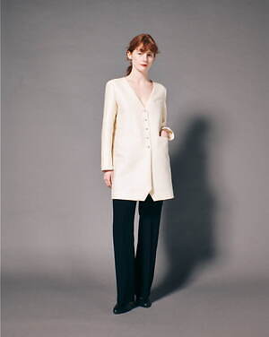 ルームエイト ブラック(Room no.8 / BLACK) 2022年プレフォールウィメンズコレクション  - 写真2