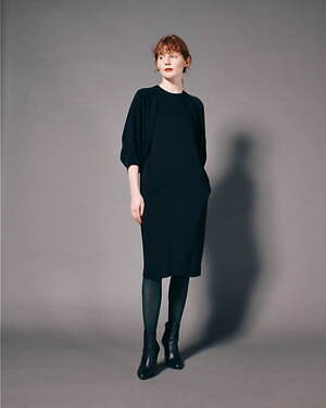 ルームエイト ブラック(Room no.8 / BLACK) 2022年プレフォールウィメンズコレクション  - 写真5