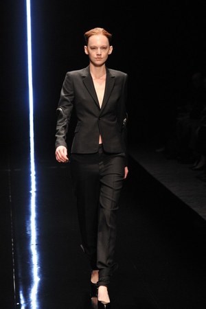 エントプティック(ENTOPTIC)、2010-2011年秋冬コレクション｜写真2