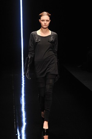 エントプティック(ENTOPTIC)、2010-2011年秋冬コレクション｜写真5