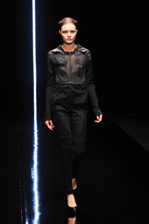 エントプティック(ENTOPTIC)、2010-2011年秋冬コレクション｜写真10