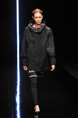 エントプティック(ENTOPTIC)、2010-2011年秋冬コレクション｜写真15