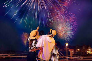 長崎・ハウステンボス「サマーフェスティバル」ナイトプール＆巨大スライダー、打ち上げ花火も｜写真8