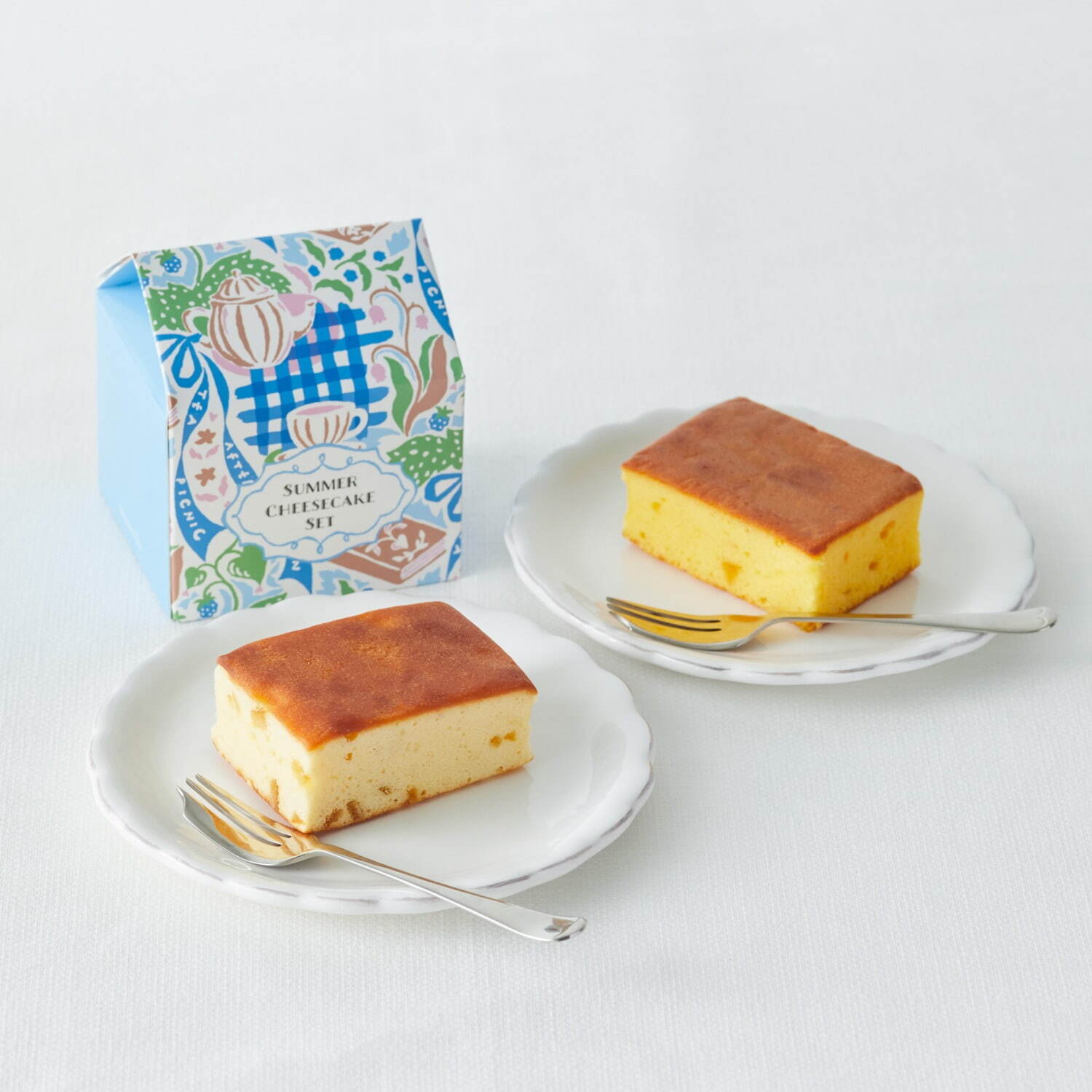 夏のチーズケーキセット レモン＆マンゴー 600円