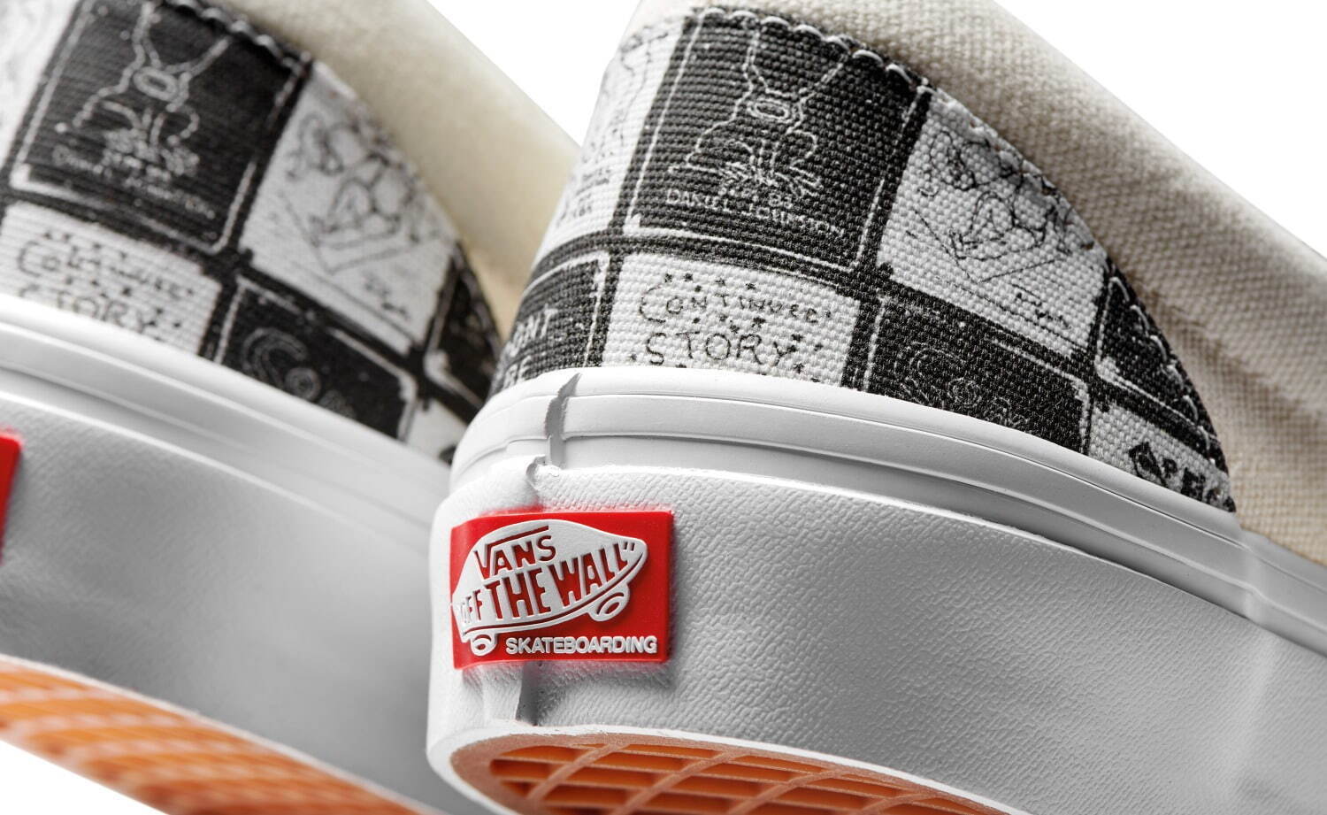 VANS×ダニエル・ジョンストン、著名なアートワークを描いたスニーカーやアパレルアイテム｜写真12