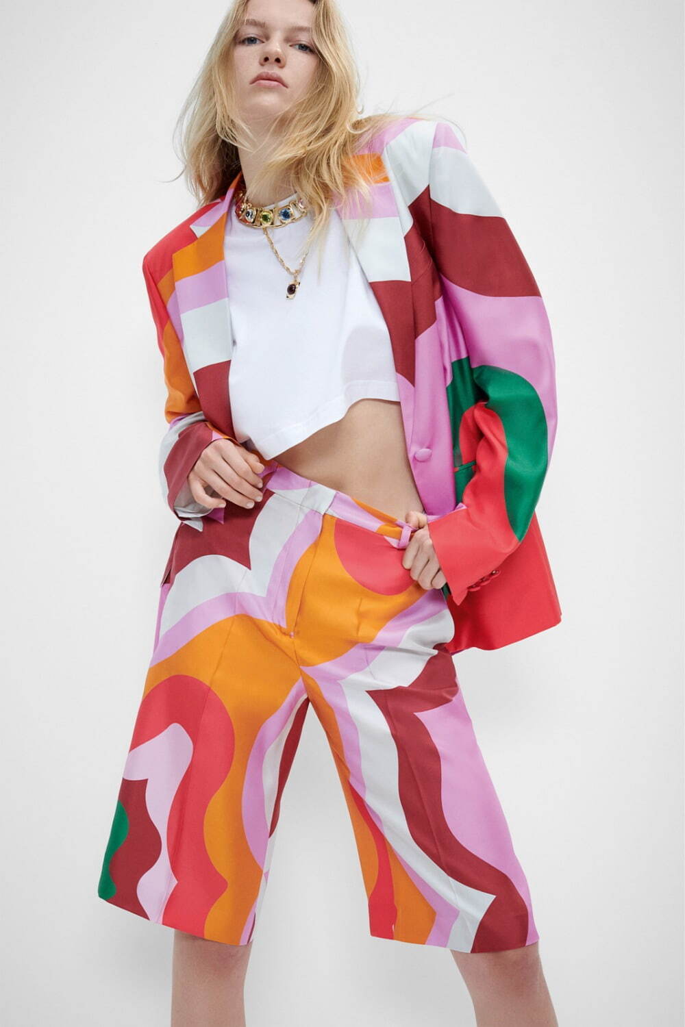 エトロ(ETRO) 2023年リゾートウィメンズコレクション - ファッションプレス