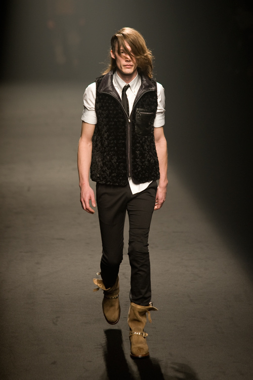 イズリール 2010-11年秋冬<span>コレクション</span> - 写真13