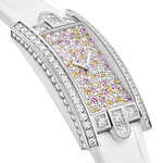 ハリー・ウィンストン新作ウィメンズ腕時計、“桜咲く情景”をダイヤモンド＆サファイアで表現｜写真2