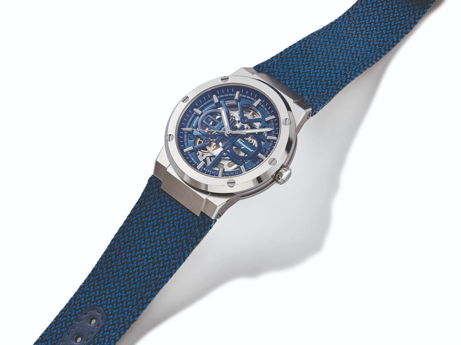 サルヴァトーレ フェラガモの限定腕時計、ダブル“ガンチーニ”を飾ったスケルトンダイヤル｜写真8