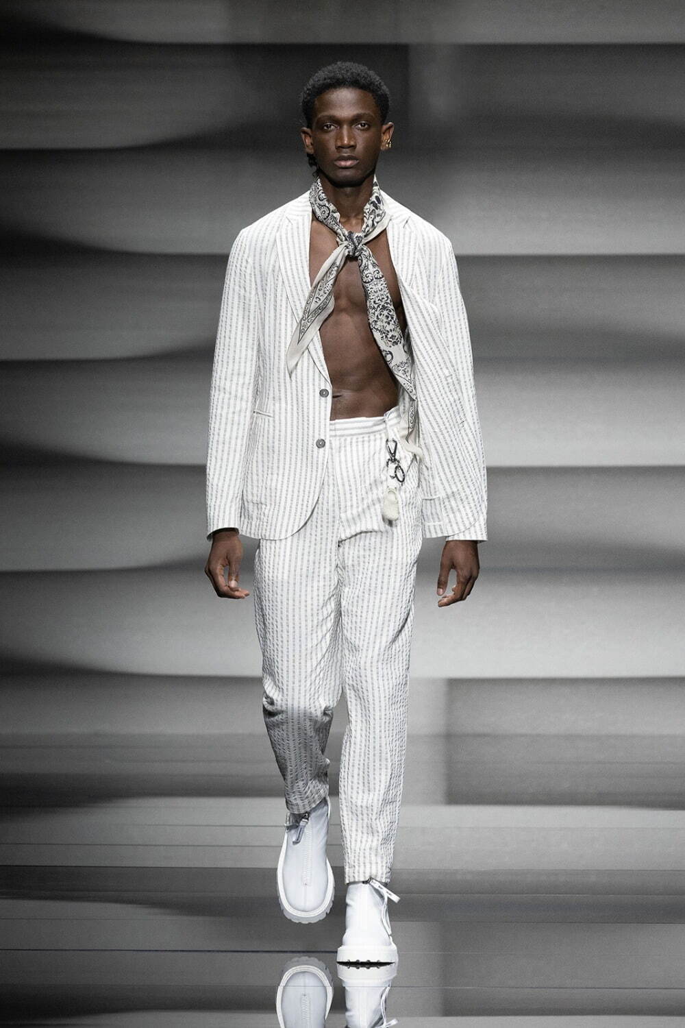 エンポリオ アルマーニ(EMPORIO ARMANI) 2023年春夏メンズコレクション  - 写真45