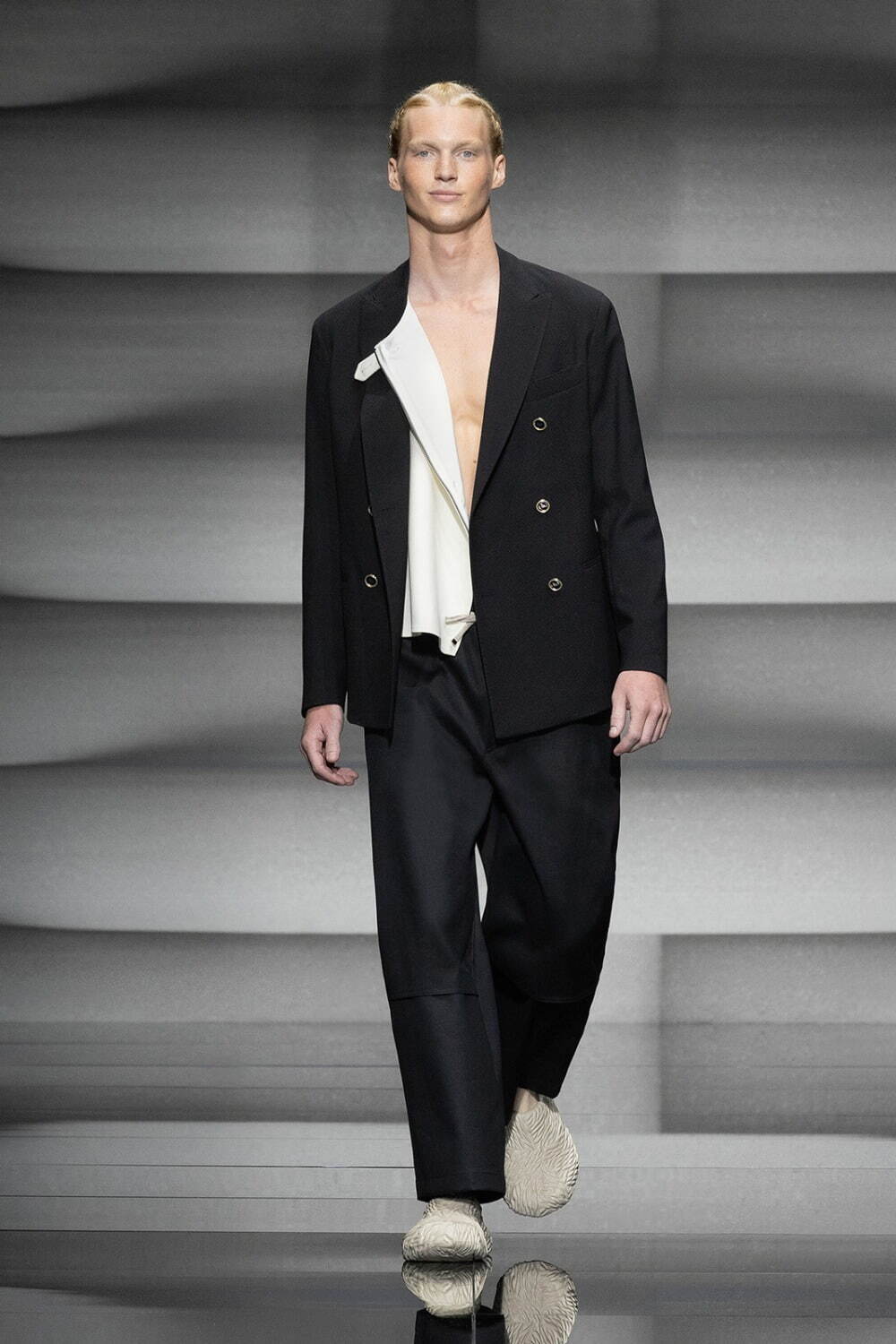 エンポリオ アルマーニ 2023年春夏<span>コレクション</span> - 写真53