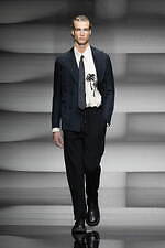 エンポリオ アルマーニ 2023年春夏メンズコレクション - 夏の開放感、活気とやすらぎを感じて｜写真41