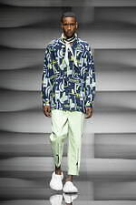 エンポリオ アルマーニ 2023年春夏メンズコレクション - 夏の開放感、活気とやすらぎを感じて｜写真74