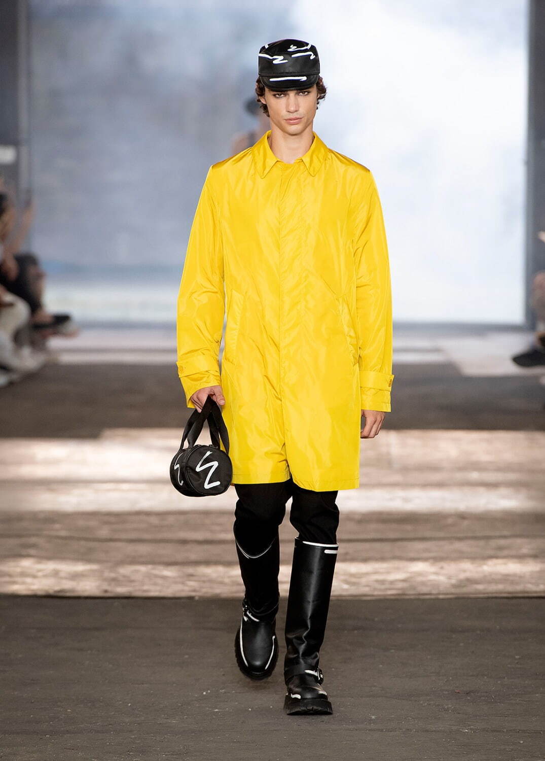 モスキーノ(MOSCHINO) 2023年春夏メンズコレクション