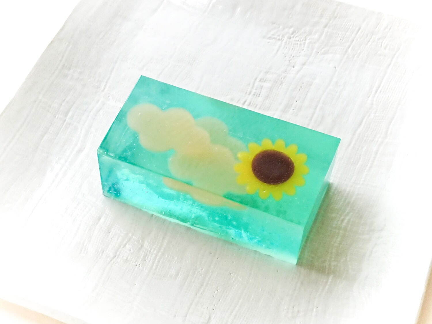 ＜甘春堂本舗＞夏の庭 422円