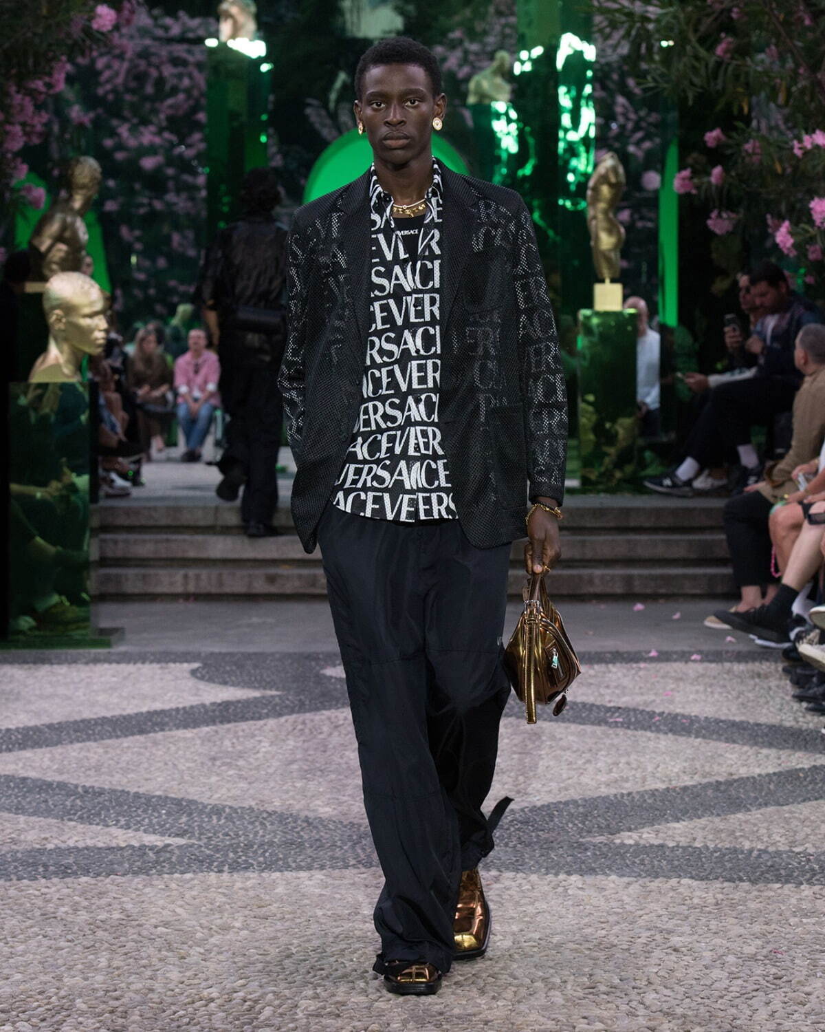 ヴェルサーチェ(VERSACE) 2023年春夏メンズコレクション  - 写真33