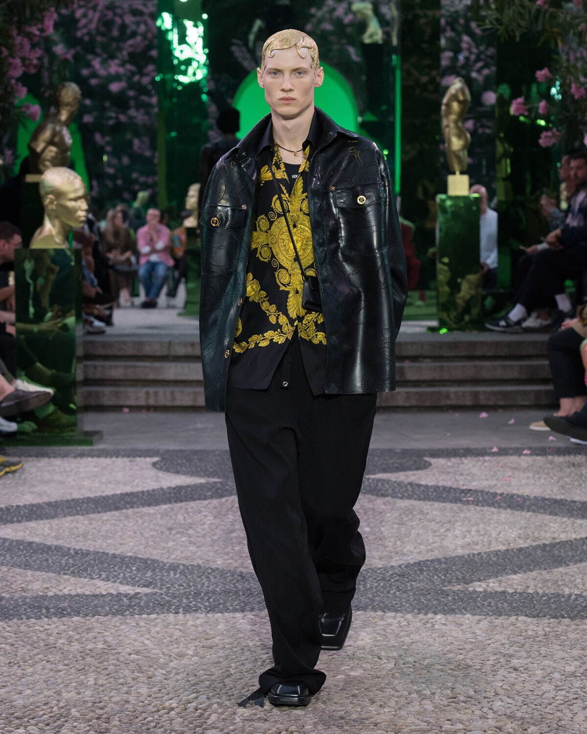 ヴェルサーチェ(VERSACE) 2023年春夏メンズコレクション  - 写真35