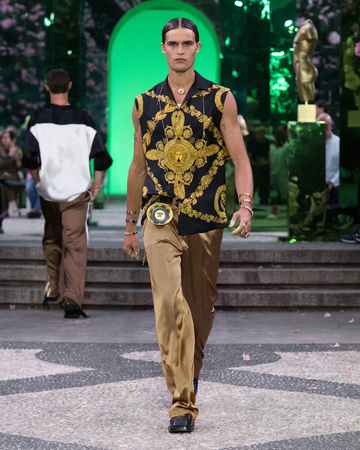 ヴェルサーチェ(VERSACE) 2023年春夏メンズコレクション  - 写真39