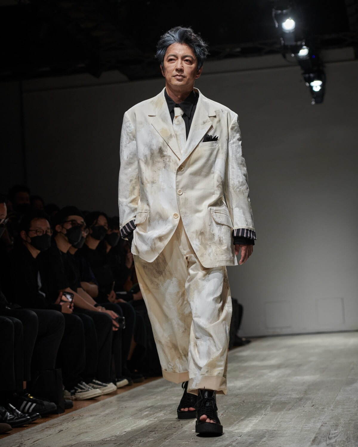 ヨウジヤマモト(Yohji Yamamoto) 2023年春夏メンズコレクション  - 写真12