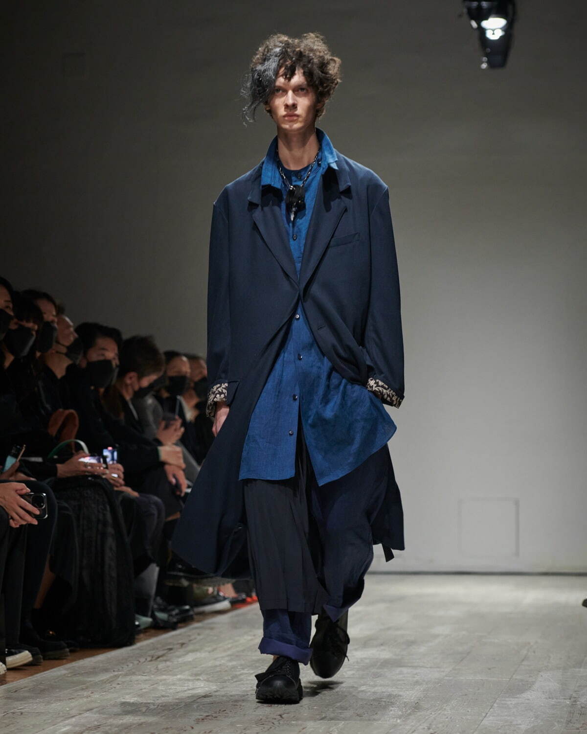 ヨウジヤマモト(Yohji Yamamoto) 2023年春夏メンズコレクション  - 写真15